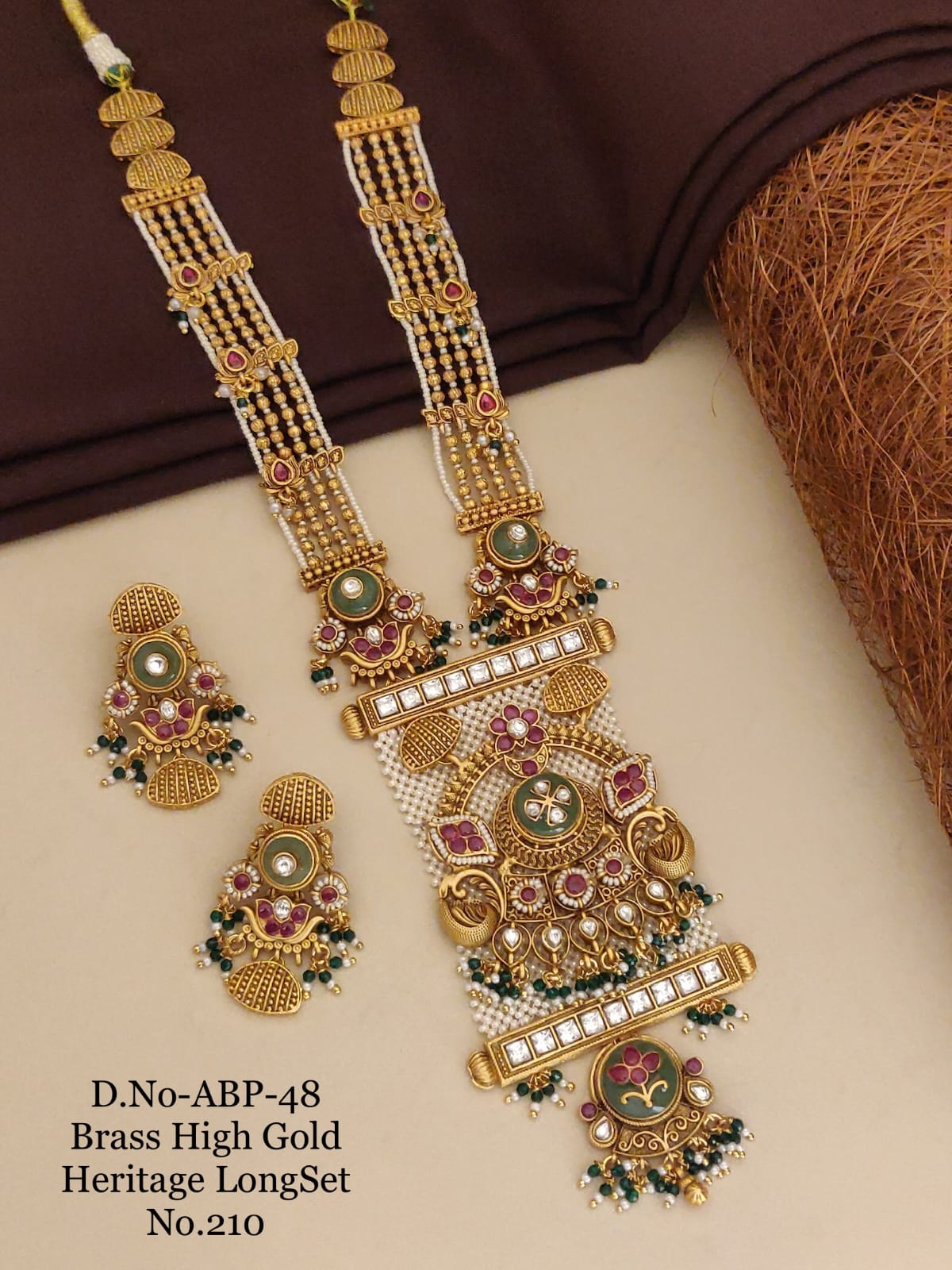 Beautiful Heritage Look Brass Imitation Set For women