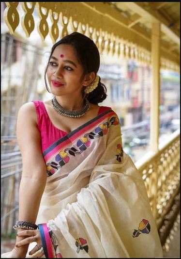 White Color Floral Digital Printed Cotton Linen Saree With Blouse Piece