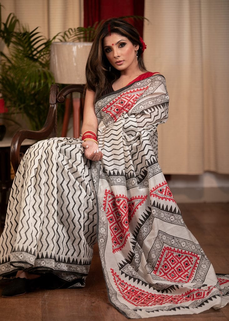 White and Black Color Zig-Zag Digital Printed Cotton Linen Saree With Blouse Piece