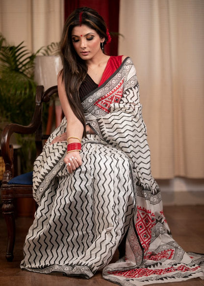 White and Black Color Zig-Zag Digital Printed Cotton Linen Saree With Blouse Piece