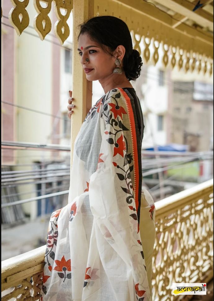 White Color Floral Digital Printed Cotton Linen Saree With Blouse Piece