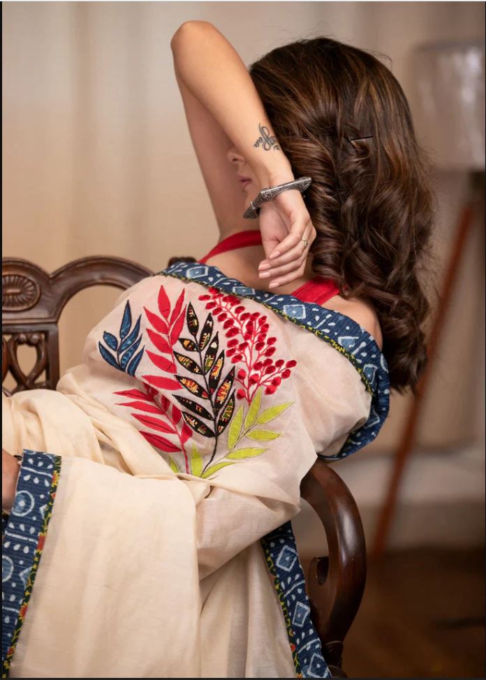 Multi Color Floral Digital Printed Cotton Linen Saree With Blouse Piece