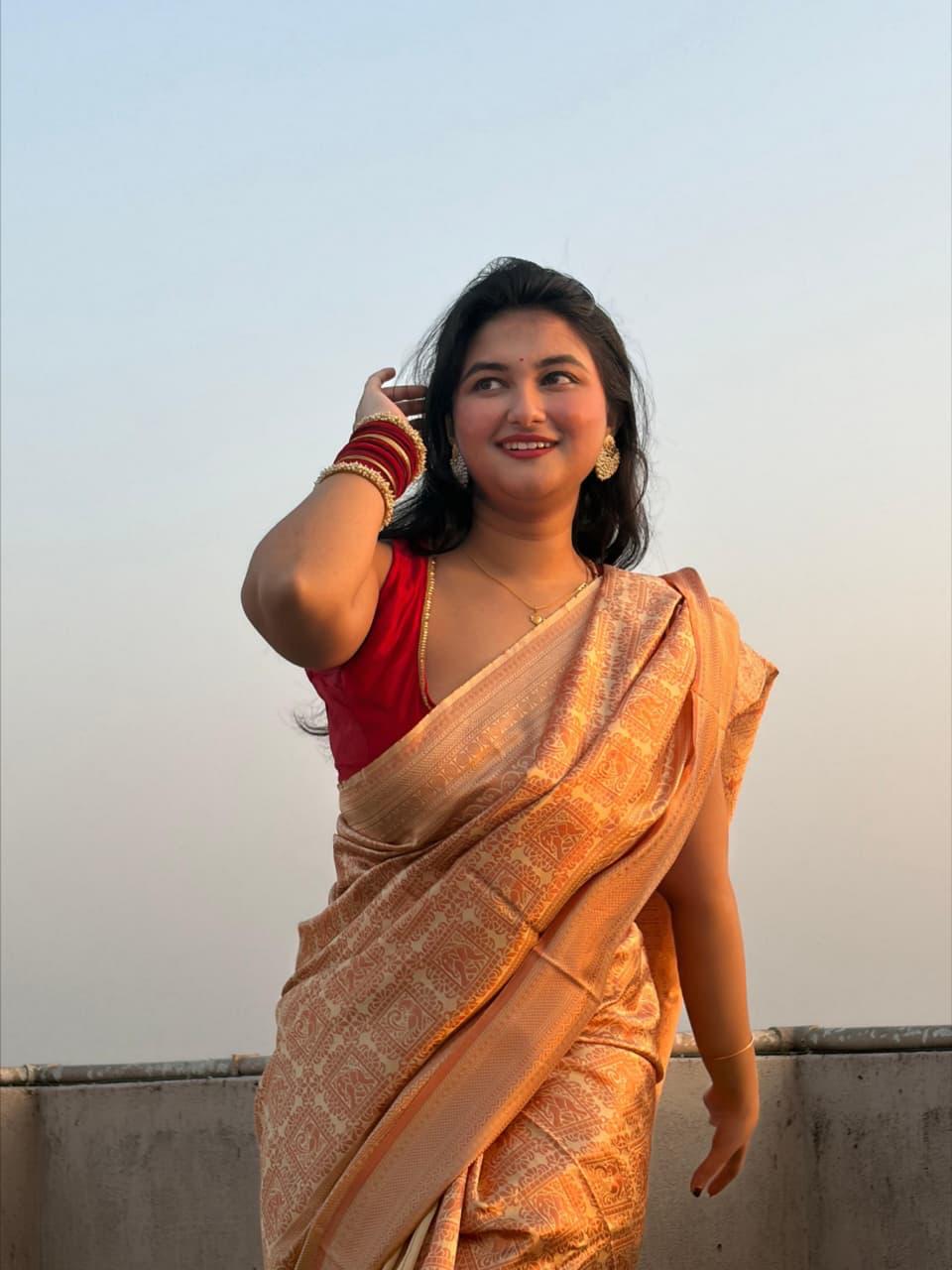 Soft Lichi silk saree Rich Pallu and Jacquard Work Saree with Exclusive Jacquard Border Blouse